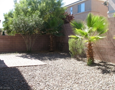 2277 Summer Home Street - Photo Thumbnail 16