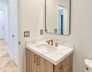 11617 Regal Rock Place - Photo Thumbnail 19