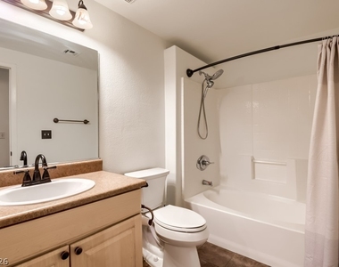 8250 N Grand Canyon Drive - Photo Thumbnail 9