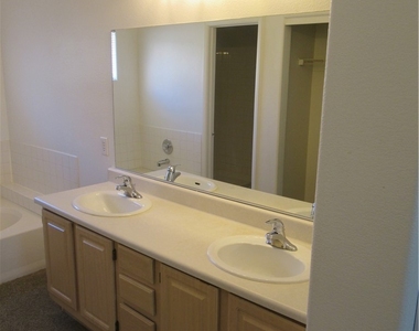 5125 W Reno Avenue - Photo Thumbnail 23