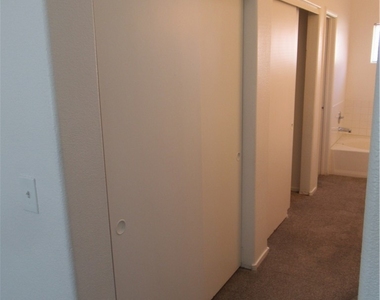 5125 W Reno Avenue - Photo Thumbnail 22