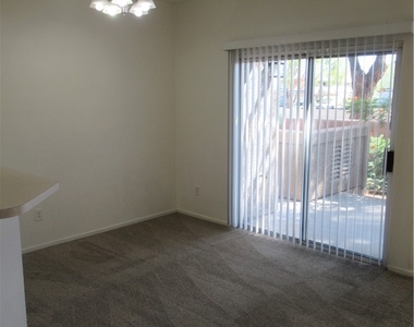5125 W Reno Avenue - Photo Thumbnail 9