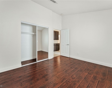 1937 Tropical Breeze Drive - Photo Thumbnail 14