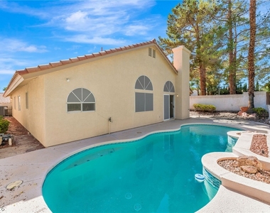 1937 Tropical Breeze Drive - Photo Thumbnail 21