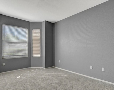 9975 Peace Way - Photo Thumbnail 13