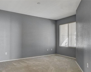 9975 Peace Way - Photo Thumbnail 9