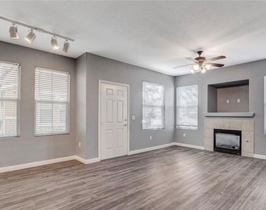 9975 Peace Way - Photo Thumbnail 4