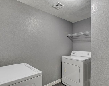 9975 Peace Way - Photo Thumbnail 16