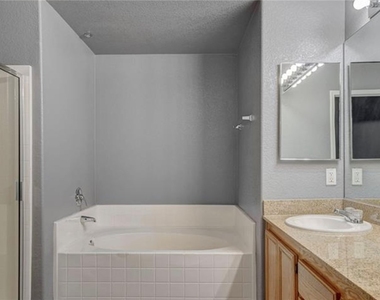 9975 Peace Way - Photo Thumbnail 11