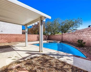 11698 Autunno Street - Photo Thumbnail 15