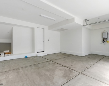 647 Spotted Falcon Street - Photo Thumbnail 49