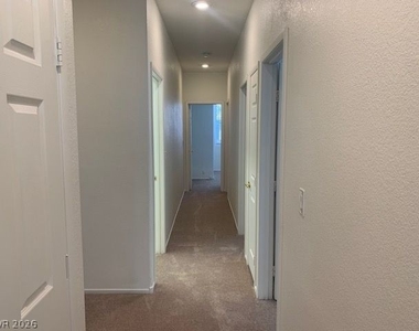 3129 Hartley Cove Avenue - Photo Thumbnail 9
