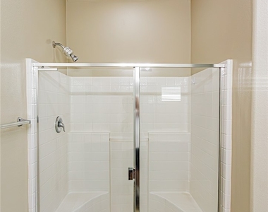 9597 Greensburg Avenue - Photo Thumbnail 40