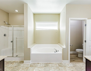 9597 Greensburg Avenue - Photo Thumbnail 36