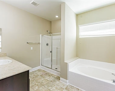 9597 Greensburg Avenue - Photo Thumbnail 38