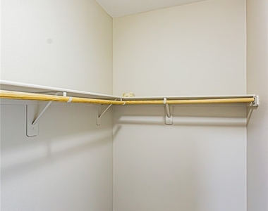 9597 Greensburg Avenue - Photo Thumbnail 28
