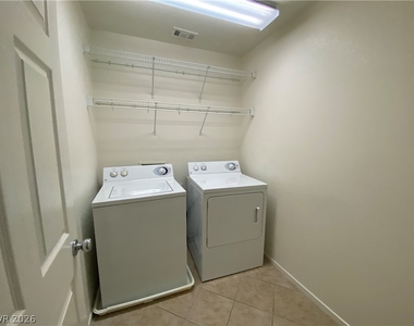 12035 Lewiston Street - Photo Thumbnail 16