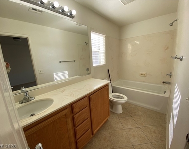 12035 Lewiston Street - Photo Thumbnail 18
