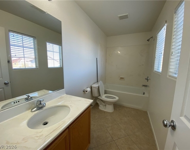 12035 Lewiston Street - Photo Thumbnail 13