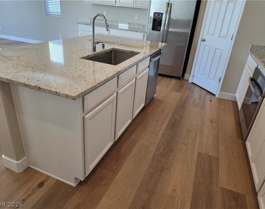 4403 Western Front Street - Photo Thumbnail 9