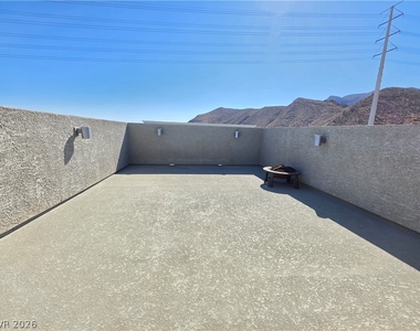 4403 Western Front Street - Photo Thumbnail 24