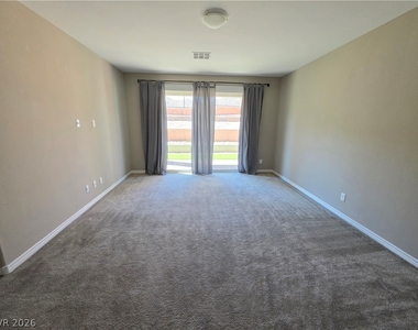4403 Western Front Street - Photo Thumbnail 31