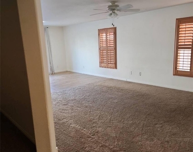 3236 Brayton Mist Drive - Photo Thumbnail 9