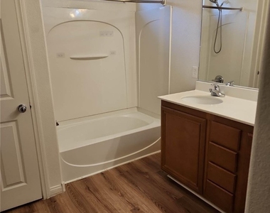 3236 Brayton Mist Drive - Photo Thumbnail 33