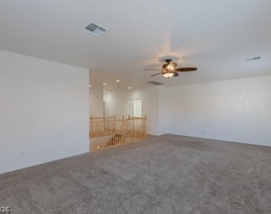 2553 Chateau Clermont Street - Photo Thumbnail 18