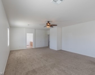 2553 Chateau Clermont Street - Photo Thumbnail 20