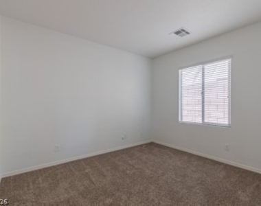 2553 Chateau Clermont Street - Photo Thumbnail 13