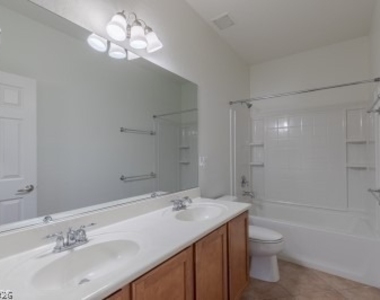 2553 Chateau Clermont Street - Photo Thumbnail 29