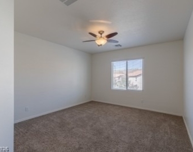 2553 Chateau Clermont Street - Photo Thumbnail 25
