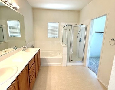 6321 Orions Tool Street - Photo Thumbnail 11