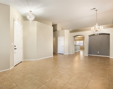 1107 Bear Cub Court - Photo Thumbnail 2