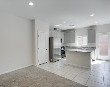 7039 Atwood Peaks Avenue - Photo Thumbnail 7