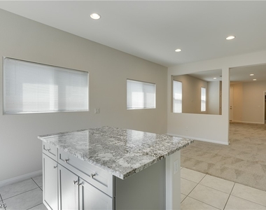 7039 Atwood Peaks Avenue - Photo Thumbnail 9