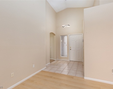 8108 Painted Clay Avenue - Photo Thumbnail 5