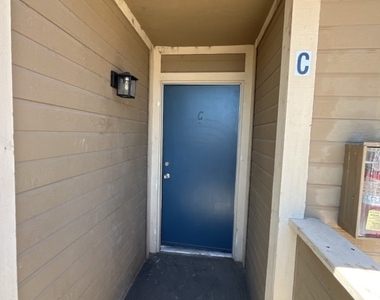 2697 Aarondavid Drive - Photo Thumbnail 3