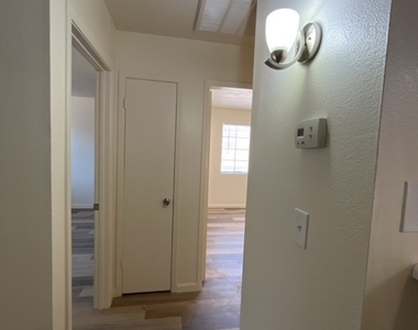 2697 Aarondavid Drive - Photo Thumbnail 16