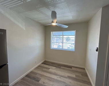 2697 Aarondavid Drive - Photo Thumbnail 14