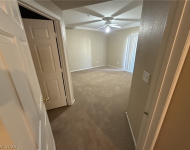 833 Aspen Peak Loop - Photo Thumbnail 7