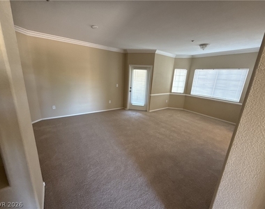 833 Aspen Peak Loop - Photo Thumbnail 4