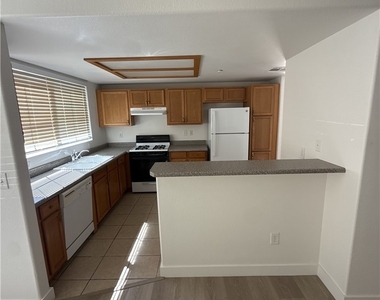 833 Aspen Peak Loop - Photo Thumbnail 12
