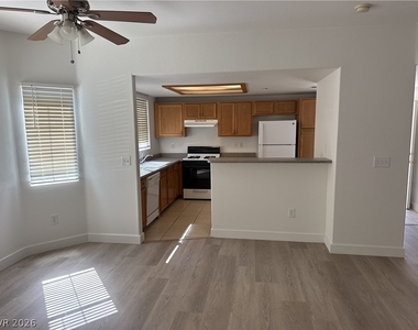833 Aspen Peak Loop - Photo Thumbnail 9