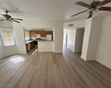 833 Aspen Peak Loop - Photo Thumbnail 4