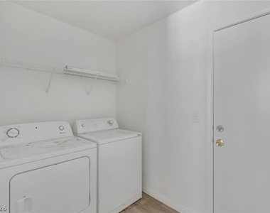 3229 Visionary Bay Avenue - Photo Thumbnail 20