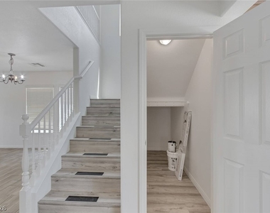 3229 Visionary Bay Avenue - Photo Thumbnail 21