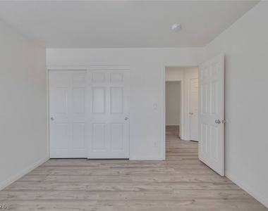 3229 Visionary Bay Avenue - Photo Thumbnail 31