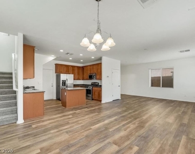 614 Taliput Palm Place - Photo Thumbnail 6